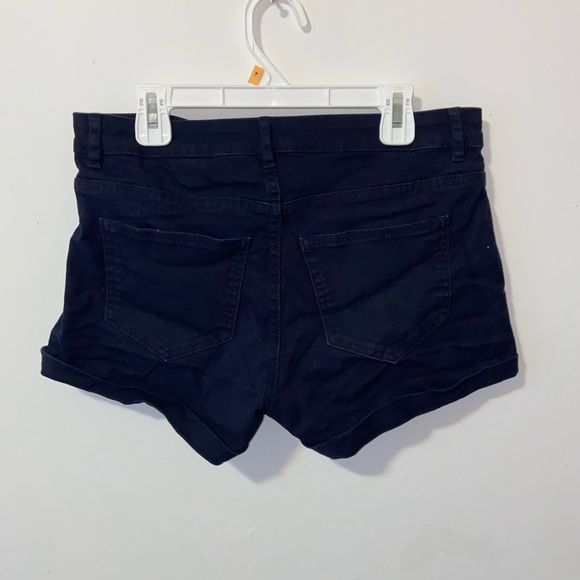 H&M blue shorts - Picture 2 of 2